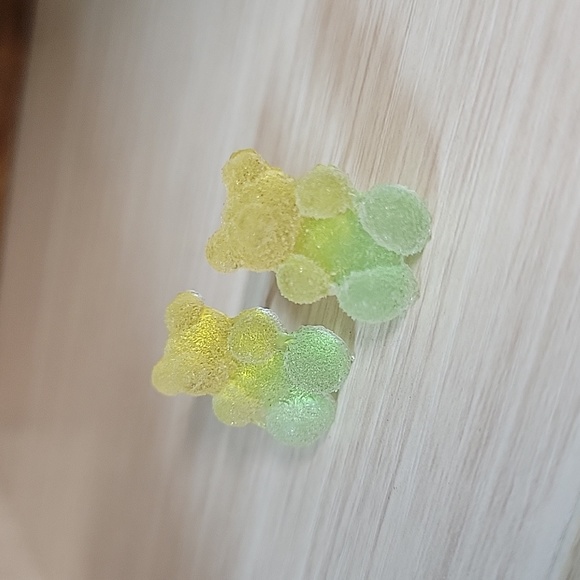 🔥LAST PAIR🔥 CITRUS SUGAR GUMMY BEAR STUD EARRINGS - Picture 5 of 6